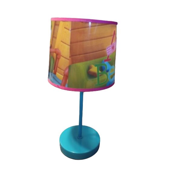 Doc McStuffins Childrens Lamp - Picture 3 of 7